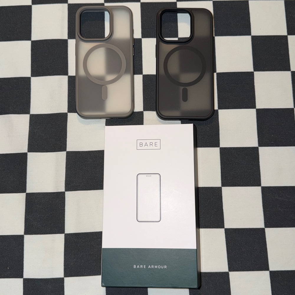 Bare Armour Silicone Case - iPhone Pro 15